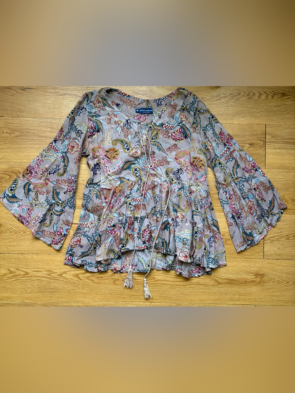 Mexicali Blues Bohemian Floral Flowy Blouse Medium Flare Sleeves